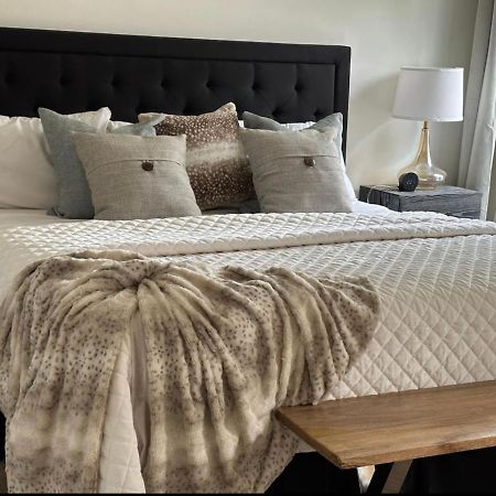 Vine City Home - Duplex - 3 Mins From Gwcc & Mercedes- Benz Stadium Atlanta Bagian luar foto