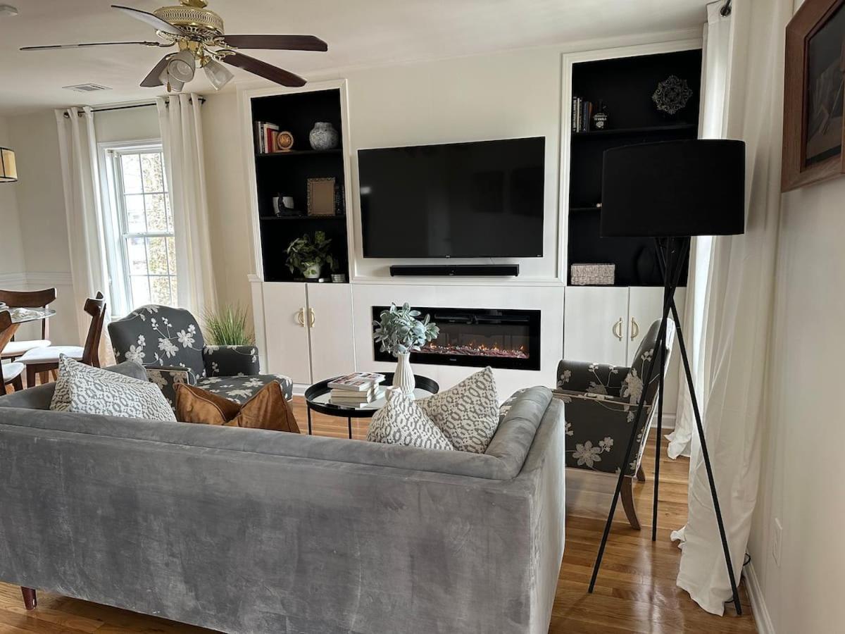 Vine City Home - Duplex - 3 Mins From Gwcc & Mercedes- Benz Stadium Atlanta Ruang foto
