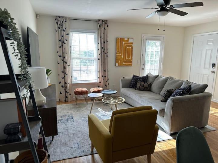Vine City Home - Duplex - 3 Mins From Gwcc & Mercedes- Benz Stadium Atlanta Bagian luar foto