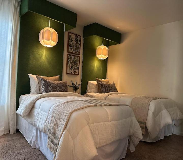 Vine City Home - Duplex - 3 Mins From Gwcc & Mercedes- Benz Stadium Atlanta Bagian luar foto