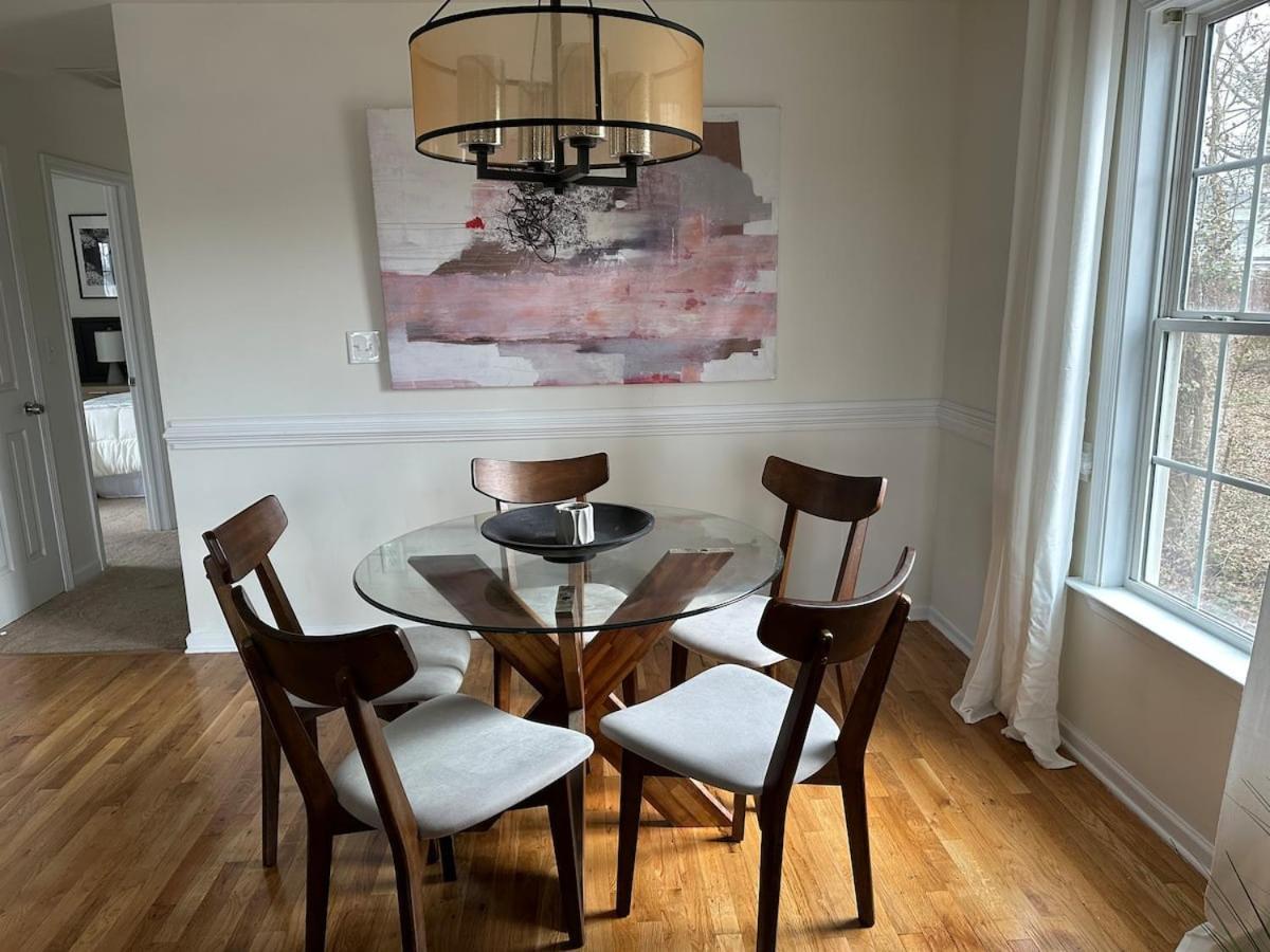 Vine City Home - Duplex - 3 Mins From Gwcc & Mercedes- Benz Stadium Atlanta Bagian luar foto